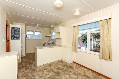 Photo of property in 12 Trafalgar Street, Westown, New Plymouth, 4310