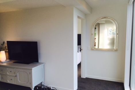 Photo of property in Nouvo Apartments, 4a/21 Rugby Street, Mount Cook, Wellington, 6021