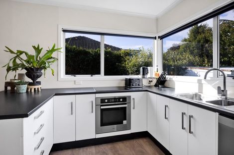 Photo of property in 191 Seaview Road, Westown, New Plymouth, 4310