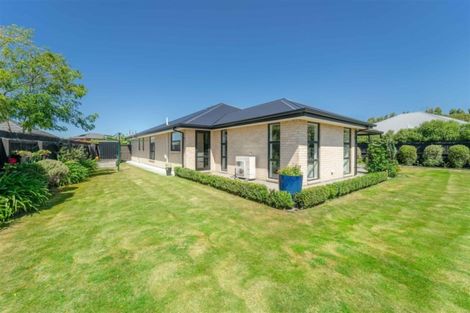 Photo of property in 59 Somerville Crescent, Aidanfield, Christchurch, 8025