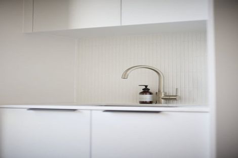 Photo of property in 9 Golden Fall Road, Hobsonville, 0616