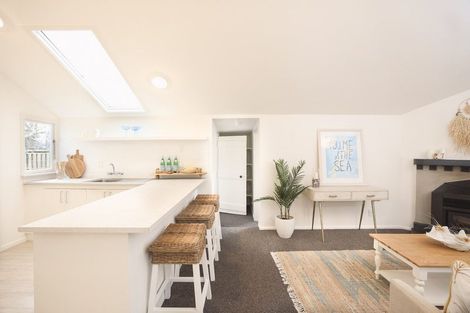 Photo of property in 5 Bridge Street, Waikuku Beach, 7473