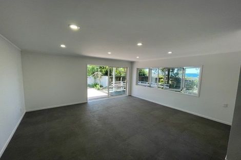 Photo of property in 61 Parr Terrace, Castor Bay, Auckland, 0620