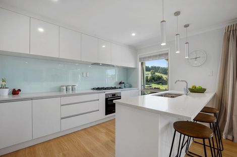 Photo of property in 22 Jeroboam Loop, Kumeu, 0810