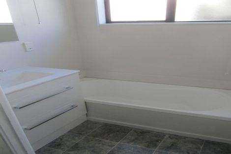 Photo of property in 22a Dunedin Street, Redwood, Christchurch, 8051