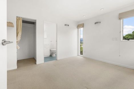 Photo of property in 85a Nevay Road, Miramar, Wellington, 6022