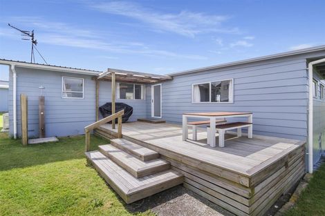 Photo of property in 450 Pukehina Parade, Pukehina, Te Puke, 3189