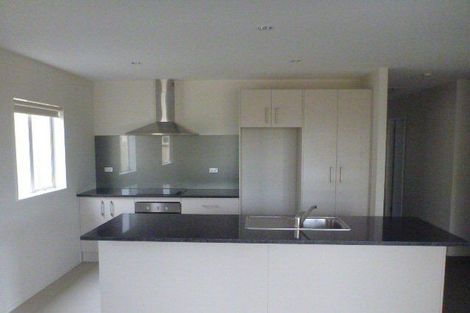 Photo of property in 22 Popokatea Drive, Takanini, 2112