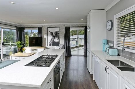 Photo of property in 7 Beeche Place, Birkdale, Auckland, 0626