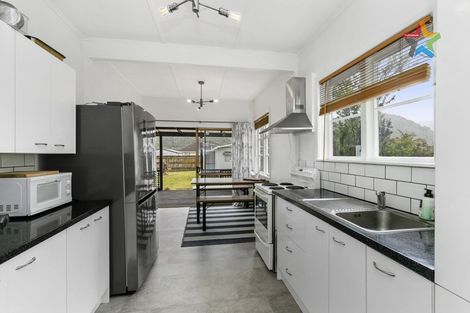 Photo of property in 51 Compton Crescent, Taita, Lower Hutt, 5011