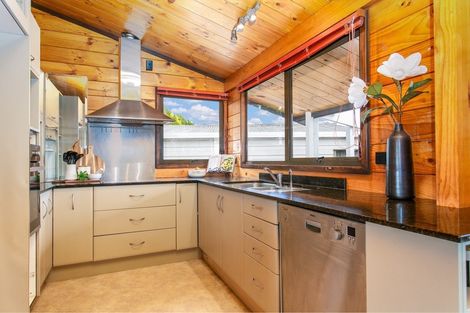 Photo of property in 36 Browning Street, Leamington, Cambridge, 3432