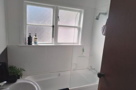 Photo of property in 6 Coates Grove, Silverstream, Upper Hutt, 5019