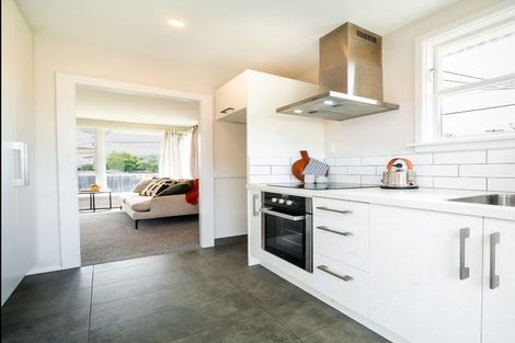 Photo of property in 2/12 Draper Street, Richmond, Christchurch, 8013
