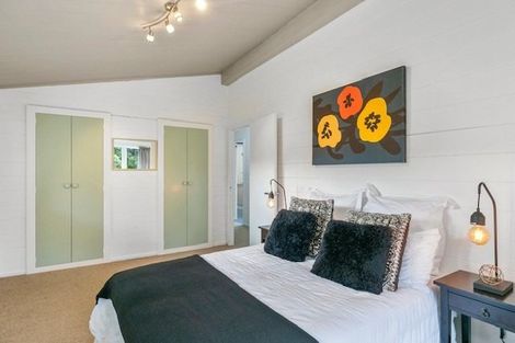 Photo of property in 13 Ngaio Gorge Road, Ngaio, Wellington, 6035