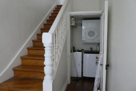 Photo of property in 4 Oriental Terrace, Oriental Bay, Wellington, 6011