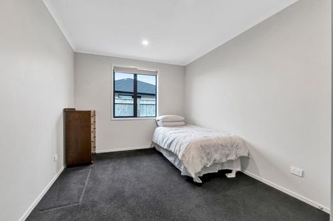 Photo of property in 9 Piharau Crescent, Hurdon, New Plymouth, 4310