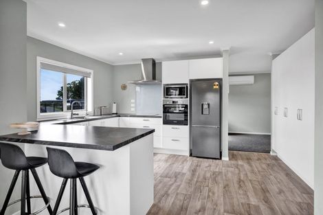 Photo of property in 7 Mercade Close, Stratford, 4332