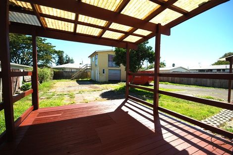 Photo of property in 22 Sheehan Avenue, Papakura, 2110