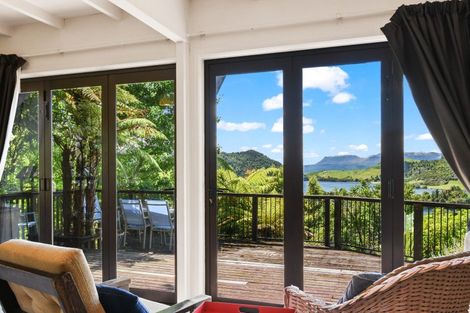 Photo of property in 3 Ridge Road, Lake Okareka, Rotorua, 3076
