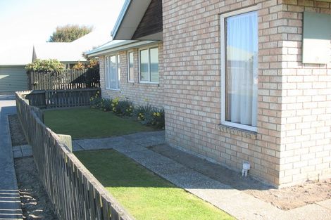 Photo of property in 4/139 Yaldhurst Road, Sockburn, Christchurch, 8042