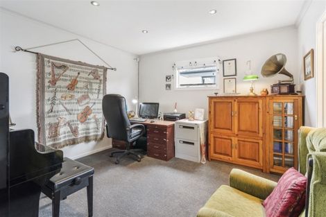 Photo of property in 22 Tabitha Crescent, Henderson, Auckland, 0612