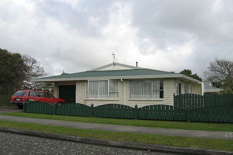 Photo of property in 2b Derby Street, Feilding, 4702