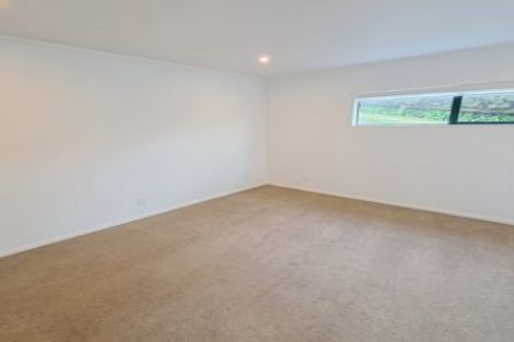 Photo of property in 11 Ballantrae Place, Highlands Park, New Plymouth, 4312