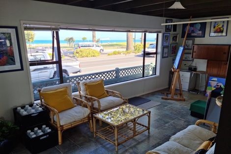 Photo of property in 399 Marine Parade, Napier South, Napier, 4110