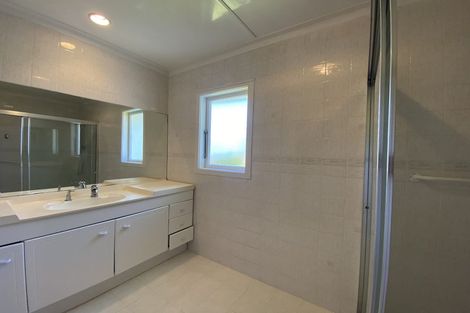 Photo of property in 61 Wilsher Crescent, Henderson, Auckland, 0612