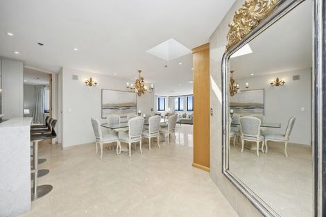 Photo of property in Mon Desir Apartments, 6/173b Hurstmere Road, Takapuna, Auckland, 0622