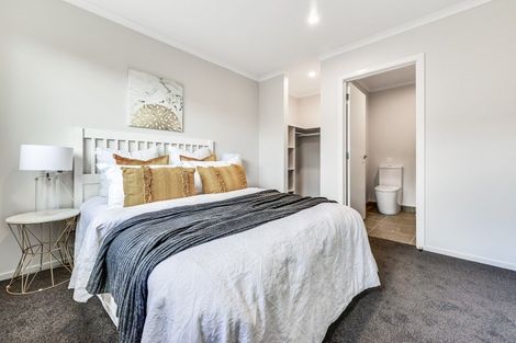 Photo of property in 50 Waruhia Crescent, Rototuna North, 3281