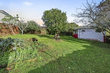 Photo of property in 33 Nevada Avenue, Pakuranga Heights, Auckland, 2010