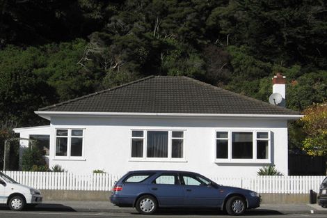 Photo of property in 139 Muritai Road, Eastbourne, Lower Hutt, 5013