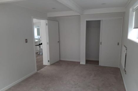 Photo of property in 46 Carrington Street, Lower Vogeltown, New Plymouth, 4310