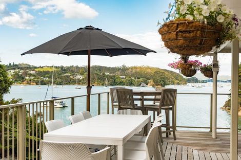 Photo of property in 17 Creswell Street, Opua, 0200