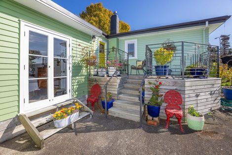Photo of property in 69 Raeburne Street, Te Awamutu, 3800