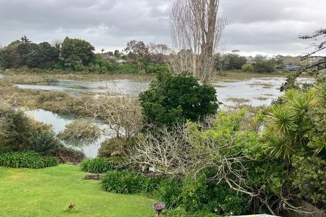 Photo of property in 11a Kerswill Place, Pakuranga, Auckland, 2010