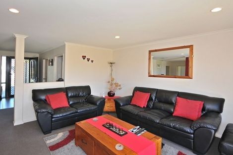 Photo of property in 105 Doncaster Drive, Papamoa Beach, Papamoa, 3118