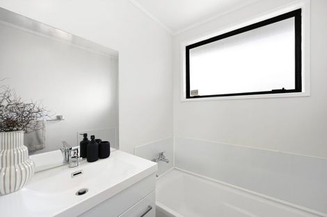 Photo of property in 41b Crawshaw Drive, Nawton, Hamilton, 3200