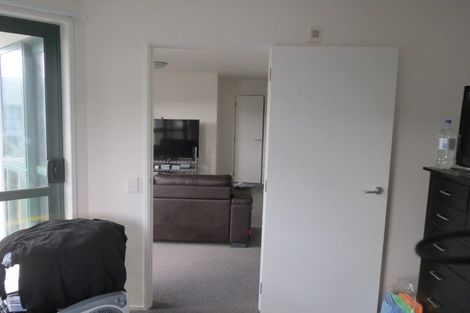 Photo of property in Palm Grove Apartments, 16/13d Palm Grove, Berhampore, Wellington, 6023
