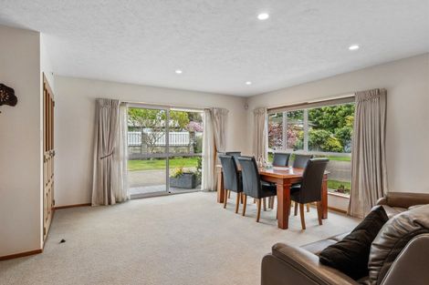 Photo of property in 33 Oakden Drive, Darfield, 7510