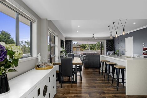 Photo of property in 140 Bellevue Road, Brookfield, Tauranga, 3110