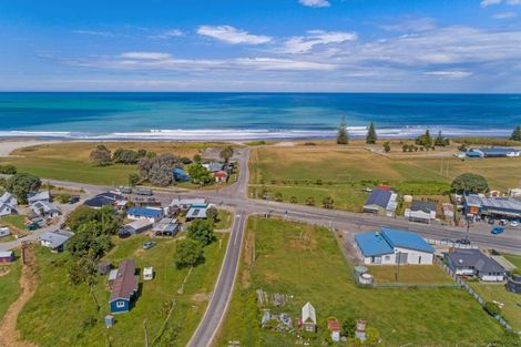 Photo of property in 35 Waitangi Street, Gisborne, 4010