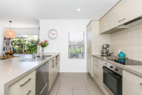 Photo of property in 4 West Place, Greenmeadows, Napier, 4112