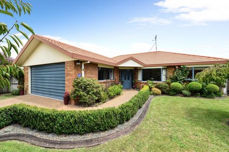 Photo of property in 5 Grosvenor Place, Rototuna, Hamilton, 3210
