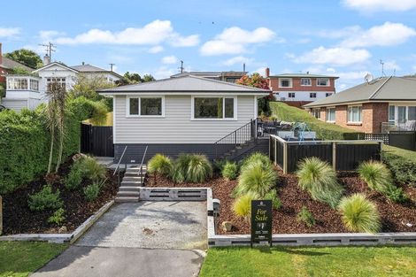 Photo of property in 400 Pine Hill Road, Pine Hill, Dunedin, 9010