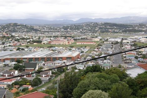 Photo of property in 24 Imperial Terrace, Melrose, Wellington, 6022