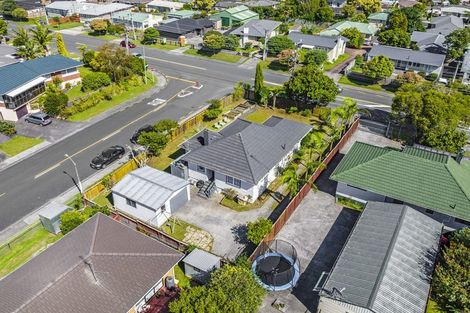 Photo of property in 63 Hepburn Road, Glendene, Auckland, 0602