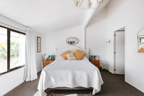 Photo of property in 240d Omokoroa Road, Omokoroa, Tauranga, 3114