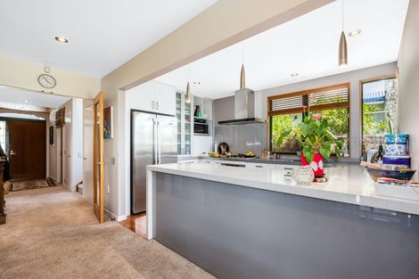 Photo of property in 34 Oroua Street, Eastbourne, Lower Hutt, 5013